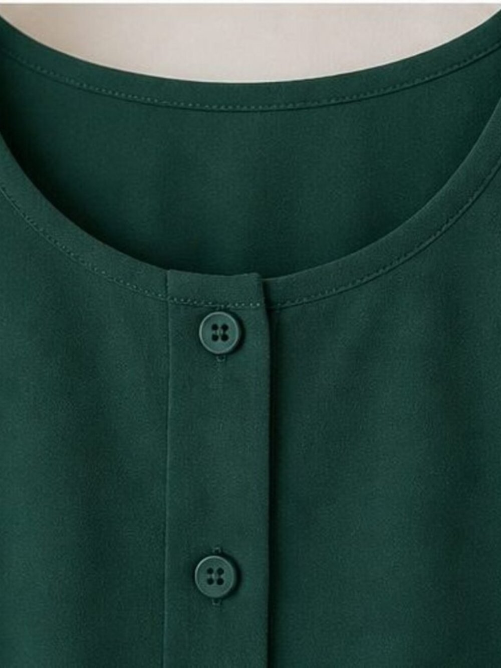 Emerald Cami Blouse - Picture 4 of 6